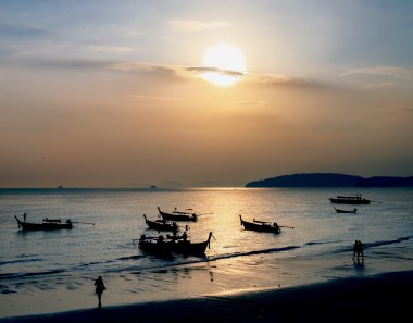 Sunset Beach tekneler