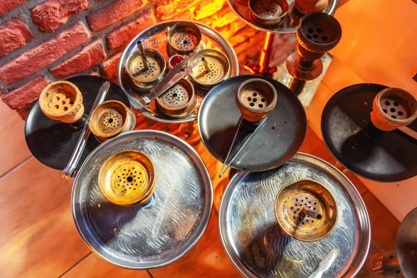 Турецкие Кальяны Ресторане Пустой Шиша Кальянах Вид Сверху Кальян Баре — стоковое фото