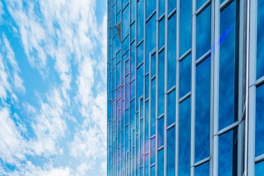 Mimari, Modern İnşaat Cam Cephesi İş Arkaplanı 'nı ayrıntılarıyla anlatıyor