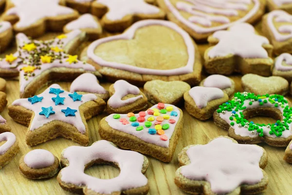 Plätzchen für Weihnachten selbst gebacken — Stockfoto