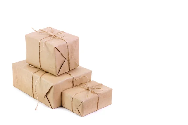 Paczki pakowane w papier pakowy — Zdjęcie stockowe