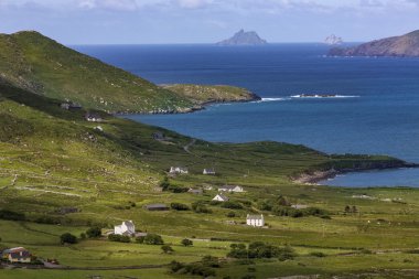 Scenic coastline of the 'Ring of Kerry' - Ireland clipart
