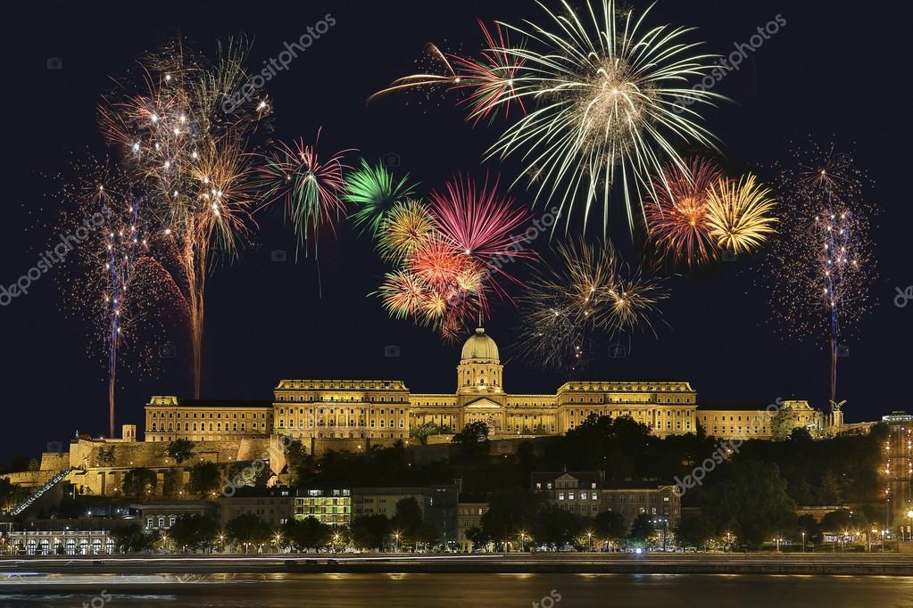 Budapest Feux D Artifice Hongrie Image Libre De Droit Par Steve Allen C