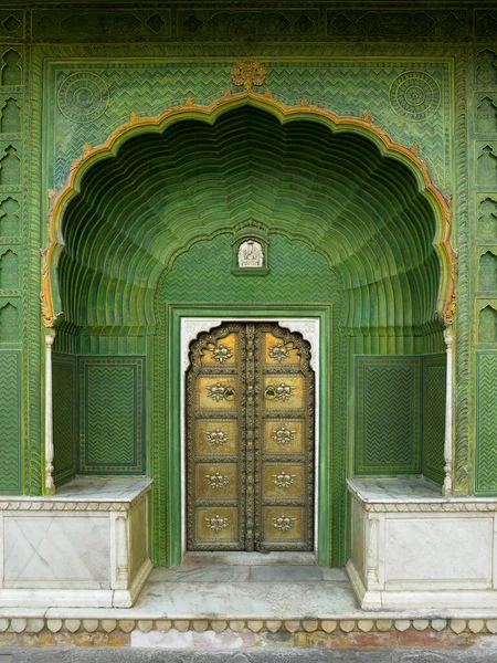 Притам Чоук Дверь Суд Беловедов Городском Дворце Джайпуре Раджастхан Западе — стоковое фото