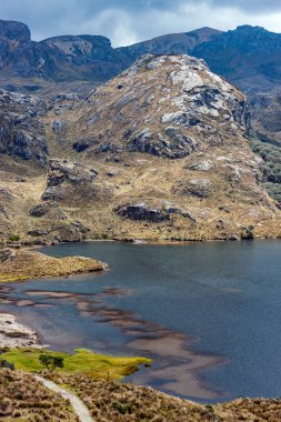 El Cajas Ulusal Parkı (Parque Nacional El Cajas), Ekvador 'un dağlık kesimlerinde, Azuay ilinde..