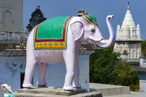 Elefante Rosa Sagrado Entre Templos Jian Sonagiri Área Bundelkhand Região — Fotografia de Stock