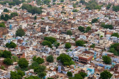 Overview of the city of Gwalior in the Madhya Pradesh region of India.