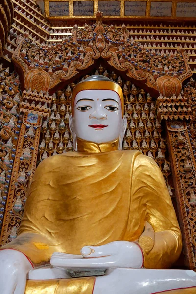 Interiér Buddhistického Chrámového Komplexu Mohnyin Thambuddhei Paya Monywě Myanmaru Barma — Stock fotografie