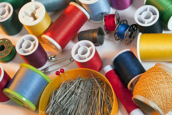 Colorful Selection Cotton Spools Pins Used Sewing — Stock Photo, Image