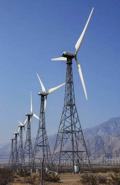 Вітроелектростанція Пустелі Навада Єднані Штати Америки — стокове фото