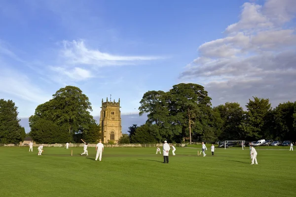 Vroeg Avond Zonlicht Een Cricket Wedstrijd Het Dorp Slingsby North — Stockfoto