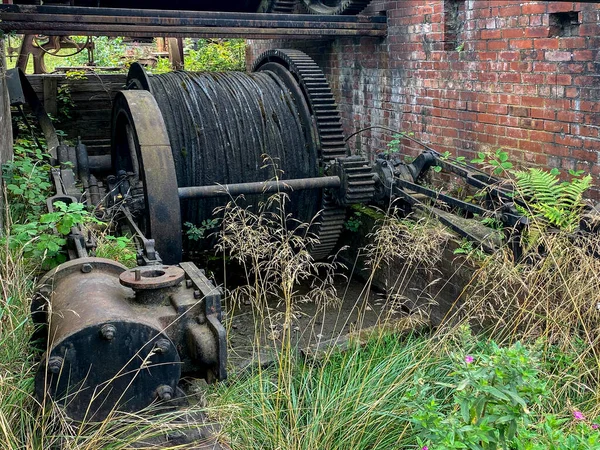 Industrieel Verval Oude Verlaten Spoorwegmaterieel Langzaam Aan Het Roesten — Stockfoto