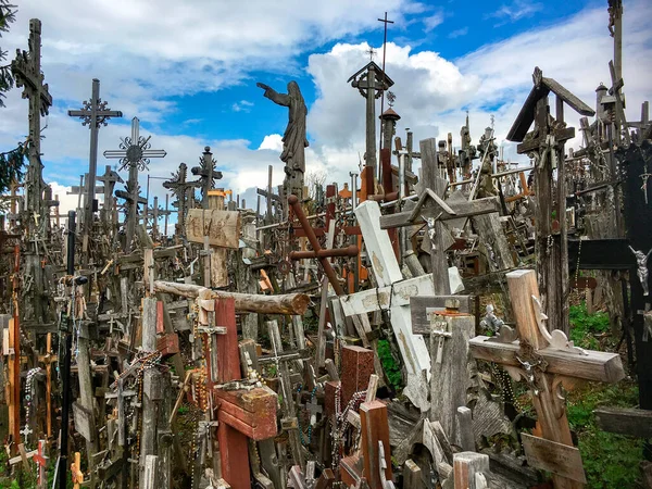 Hill Crosses Lugar Peregrinación Norte Lituania Largo Las Generaciones Los — Foto de Stock