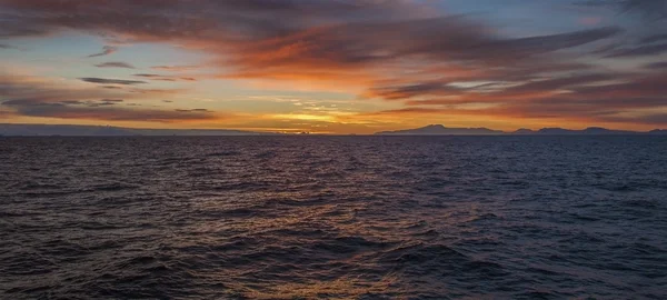 Meereslandschaft - Sonnenuntergang — Stockfoto
