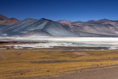 Değerler Calientes - Atacama Çölü - Şili