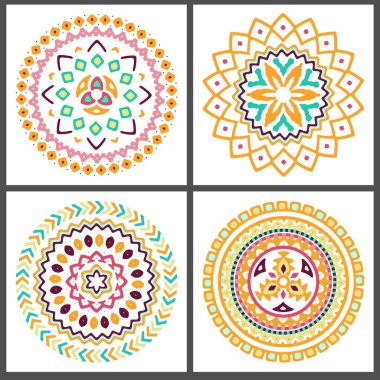 Parlak renkli geometrik yuvarlak etnik dekoratif unsurların koleksiyonu