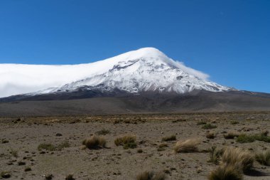 Chimborazo Yanardağı, Ekvador 'un Chimborazo eyaletinde, Dünya' nın güneşe en yakın noktası.