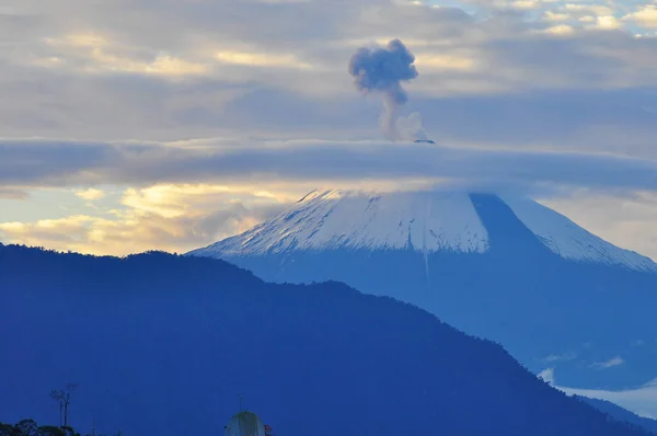 Kilátás Sangay Vulkán Ecuador Kis Kitörések — Stock Fotó