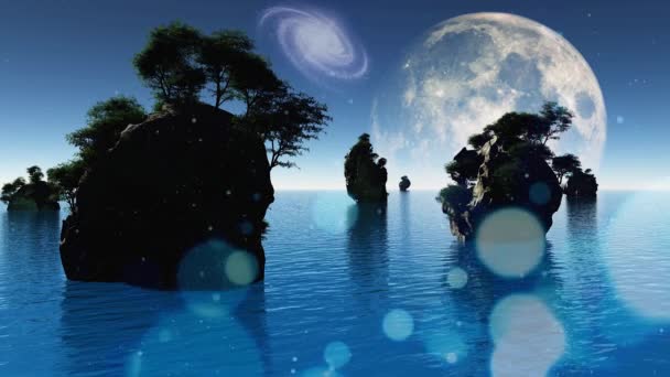 เกาะร็อคกี้ ดวงจันทร์ในท้องฟ้าเมฆ — วีดีโอสต็อก