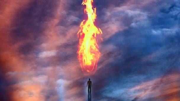 Hombre en el cielo y fuego — Vídeo de stock