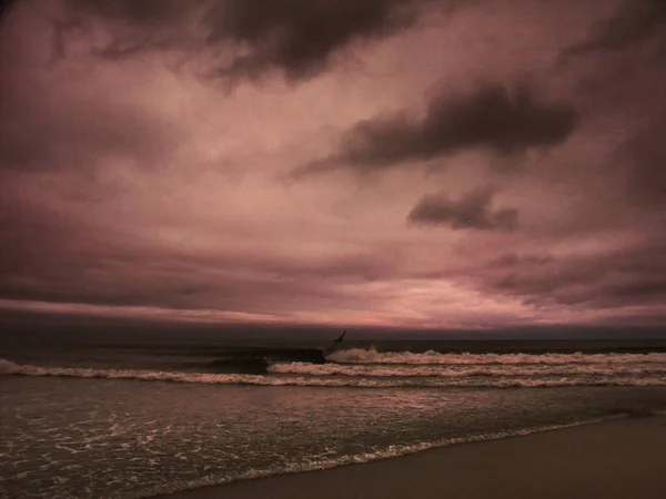 Písečné Pobřeží Oceánu Vlny — Stock fotografie