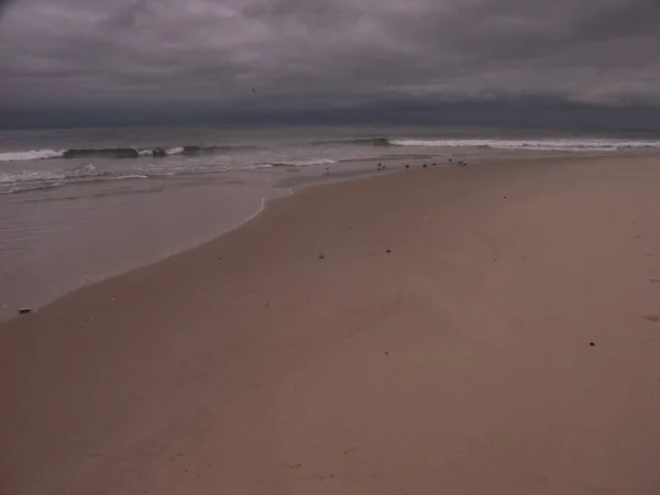 Utsikt Över Sandstranden Vid Havet — Stockfoto