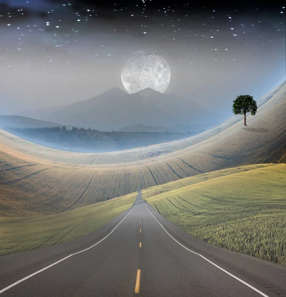 Road Leads Distance — Stock Photo, Image