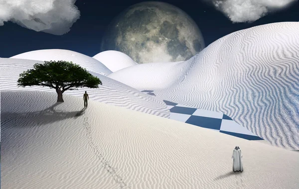 Фигура Плаще Стоит Пустыне Зеленое Дерево Песчаной Дюне Фигура Человека — стоковое фото