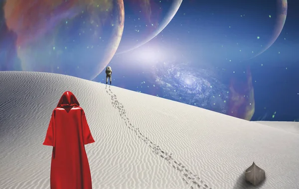披着斗篷的人影矗立在沙漠中 宇航员在一个距离 天空中的大行星 — 图库照片