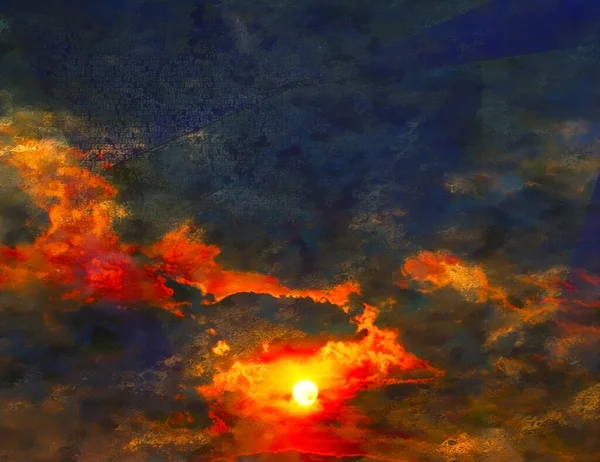 红色的落日 浓密的乌云 明亮的光芒 — 图库照片