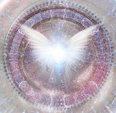 Kanatları ve adamın aura Hint mandala merkezinde parlayan. Çok katmanlı alanlarda sonsuz boyutlarını temsil eden.