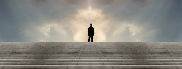 Мужчина Наверху Лестницы Рендеринг — стоковое фото