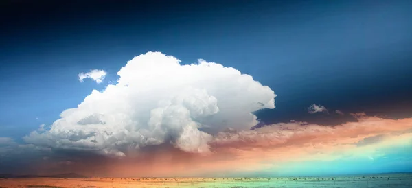 雲の抽象的な背景自然雲の風景 — ストック写真