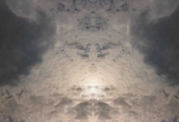 Symmetrical Storm Clouds Rendering — Stock Photo, Image