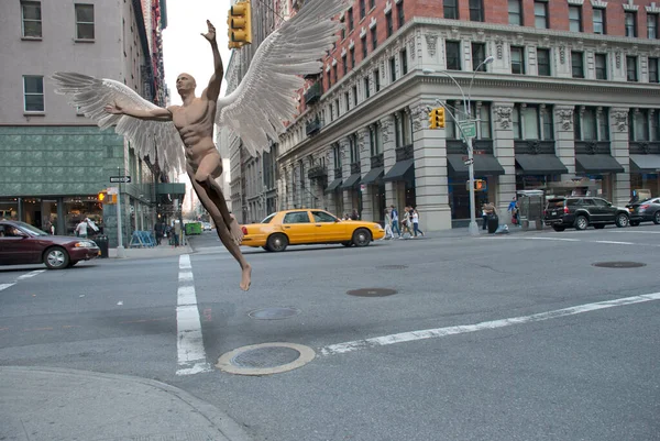 Ángel Está Caminando Ciudad — Foto de Stock