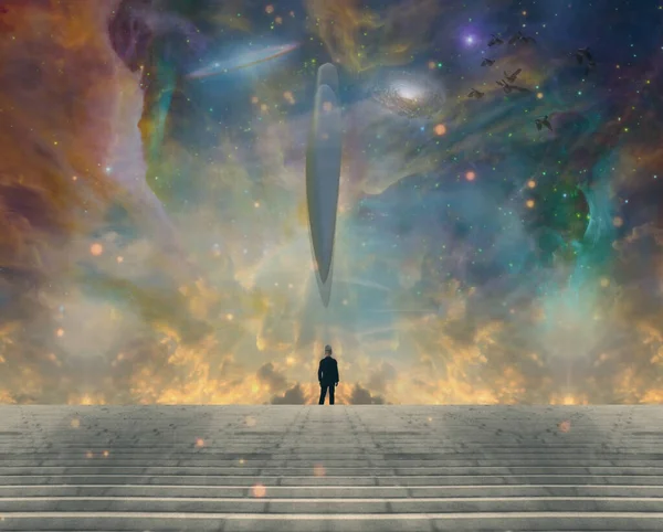 Людина Бачить Гігантську Нло Барвистому Небі Галактикою Туманністю Візуалізація — стокове фото