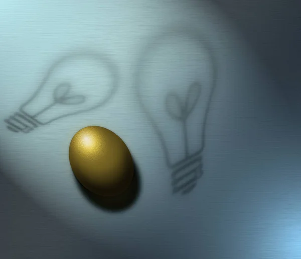 Tahta Bir Arka Planda Altın Yumurta — Stok fotoğraf