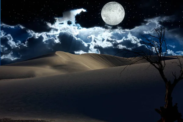 Вид Красиву Пустелю Хмарне Небо — стокове фото