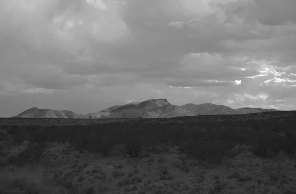 Paisaje Con Vista Montaña Blanco Negro Hermosa Naturaleza —  Fotos de Stock