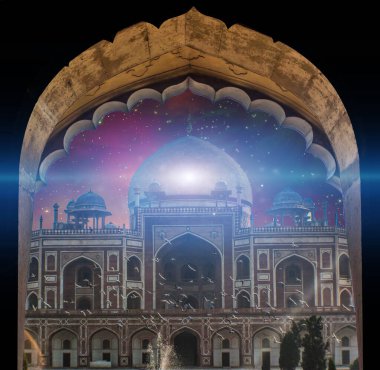 Hindistan 'daki büyük parkın içindeki cami..