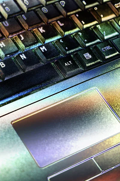 笔记本电脑键盘和触摸板 — 图库照片