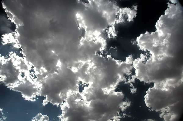 Felhők Fényképe Kék Égen — Stock Fotó