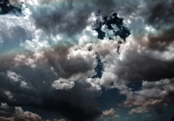 Hermoso Cielo Con Nubes —  Fotos de Stock