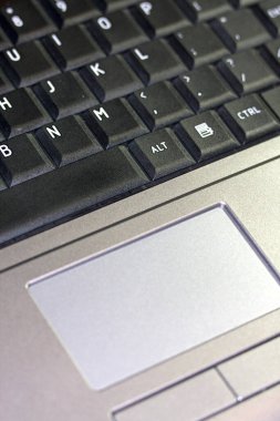 laptop klavye, touchpad ile