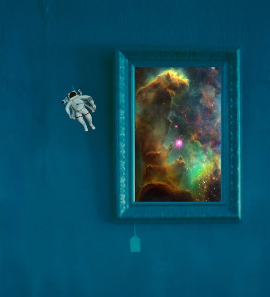 Janela Casa Com Vista Nebulosa Galáxia — Fotografia de Stock