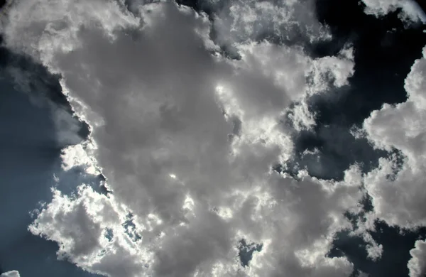 Foto Nuvens Céu Azul — Fotografia de Stock