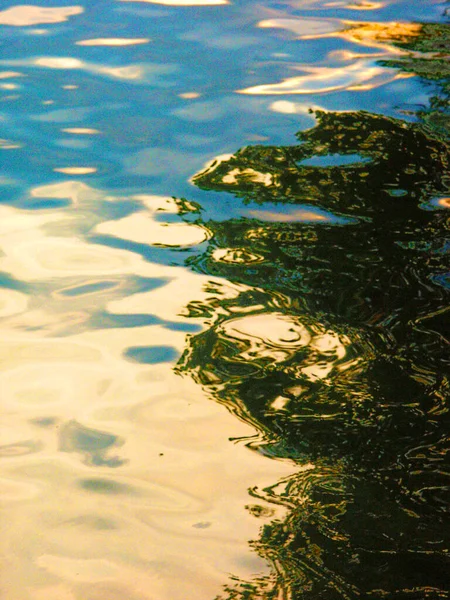 Onda Água Com Reflexão Mar — Fotografia de Stock