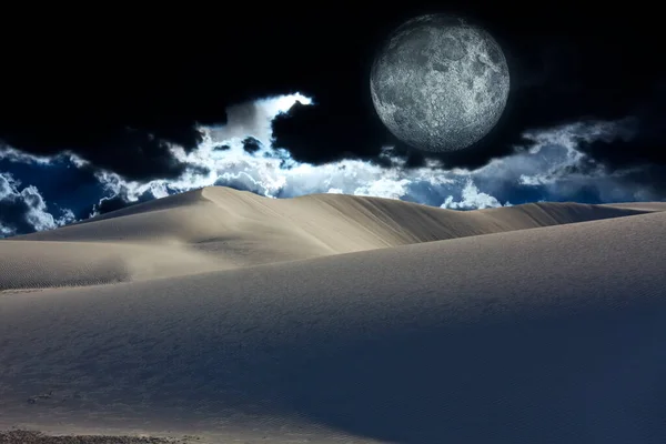 View Beautiful Desert Cloudy Sky — Stock fotografie