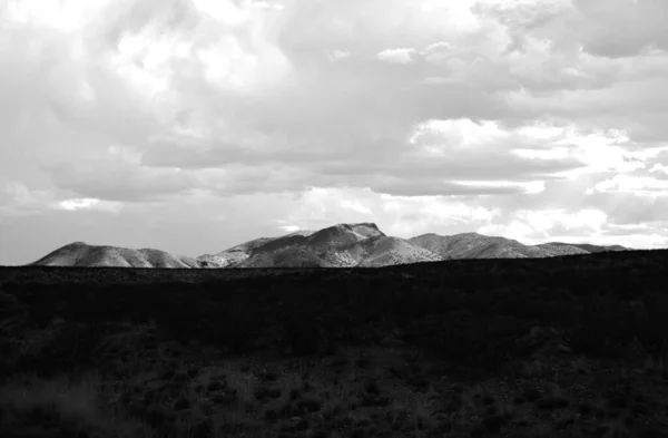 Paisaje Con Vista Montaña Blanco Negro Hermosa Naturaleza —  Fotos de Stock