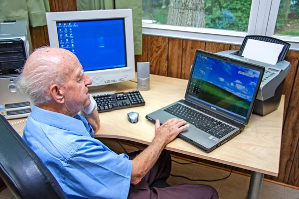 Senior Man Working Computer Office — Stock Photo, Image